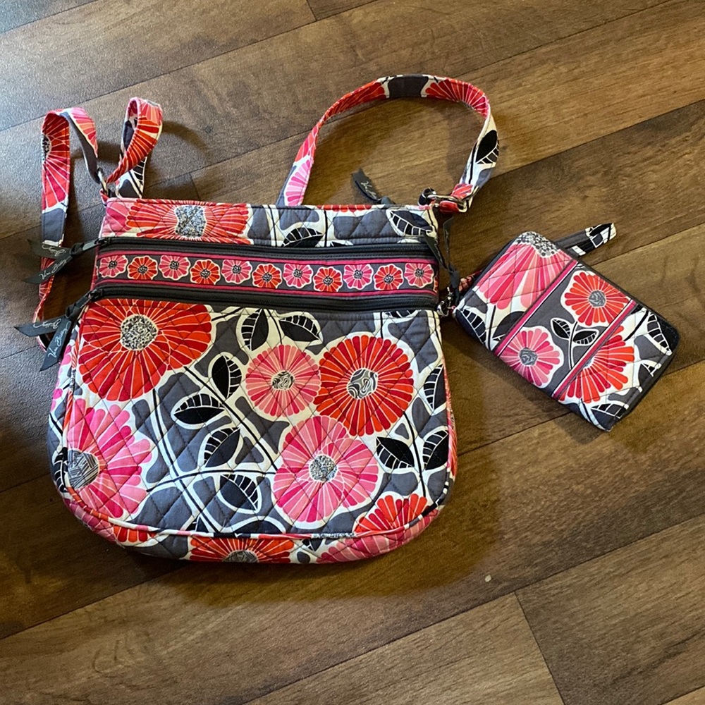 Very gently used Vera Bradley crossbody and small wristlet